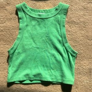 Princess Polly women’s Classic Tank Top Green. Size 2.